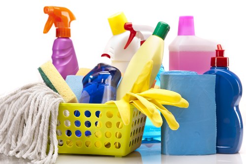 Move in cleaning for a commercial space in Queenspark